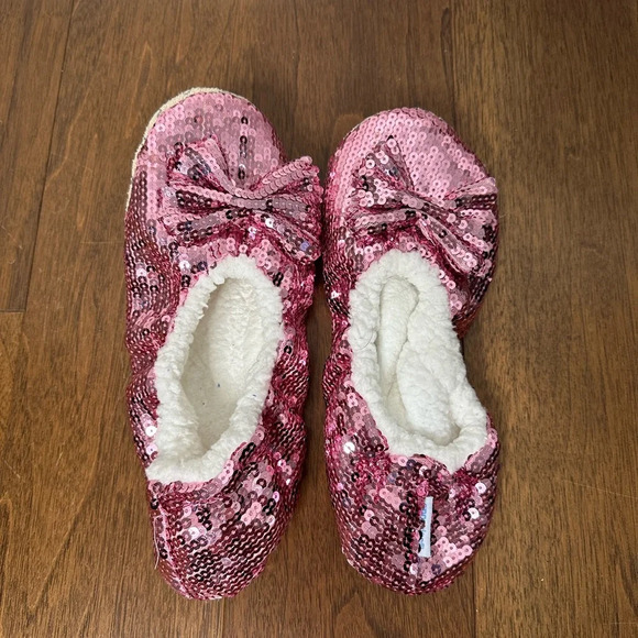 Fuzzy Pink Sequinned Ballet Slippers Sz. L - Picture 4 of 4